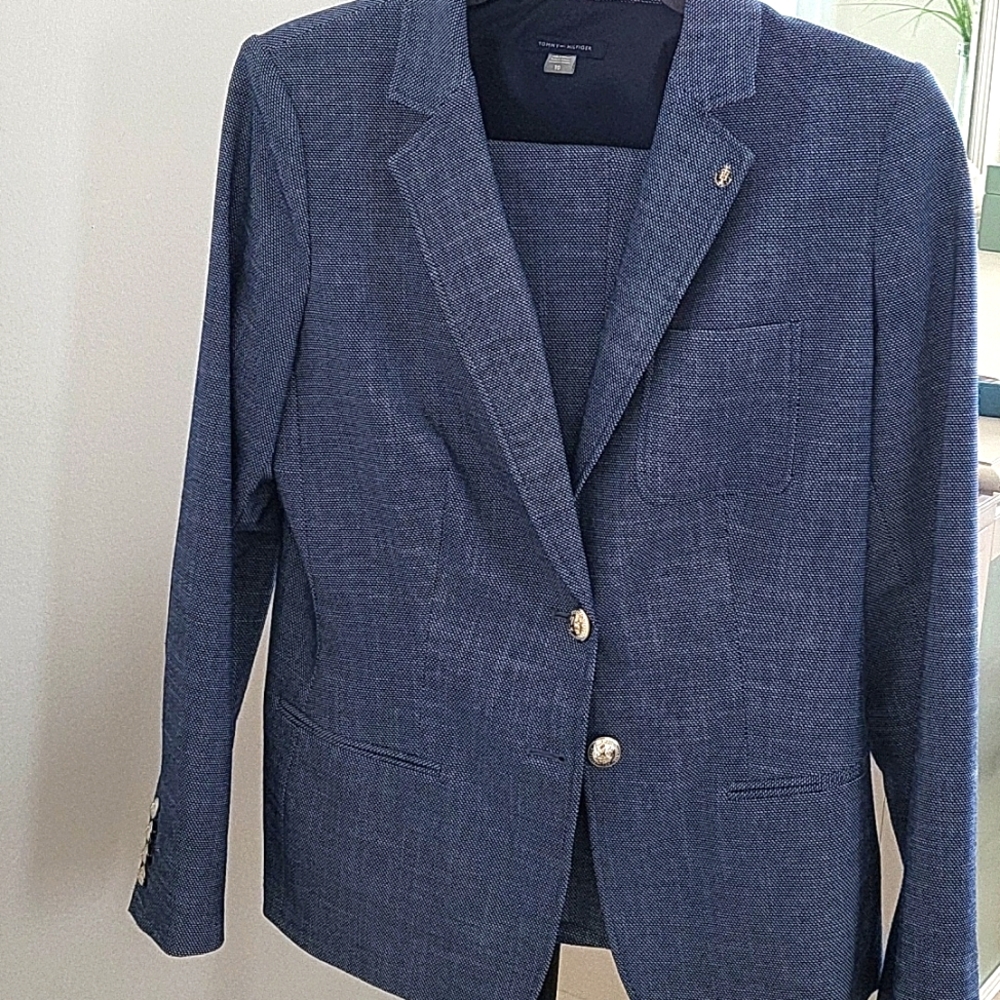 Tommy Hilfiger suit